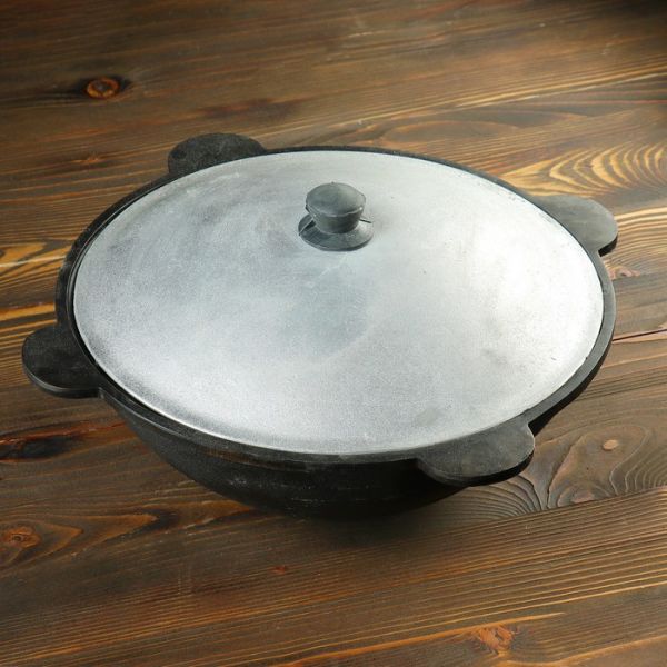 Cast iron cauldron 12.0l, flat bottom